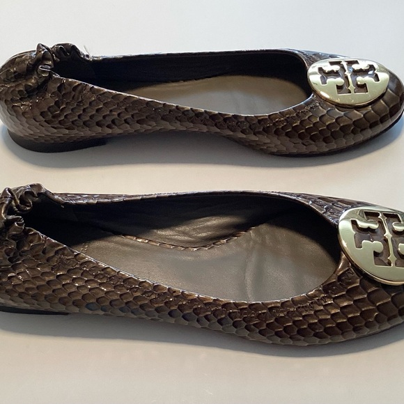 Tory Burch Reva Brown Snake Ballet Flats Gold Logo - Picture 8 of 11